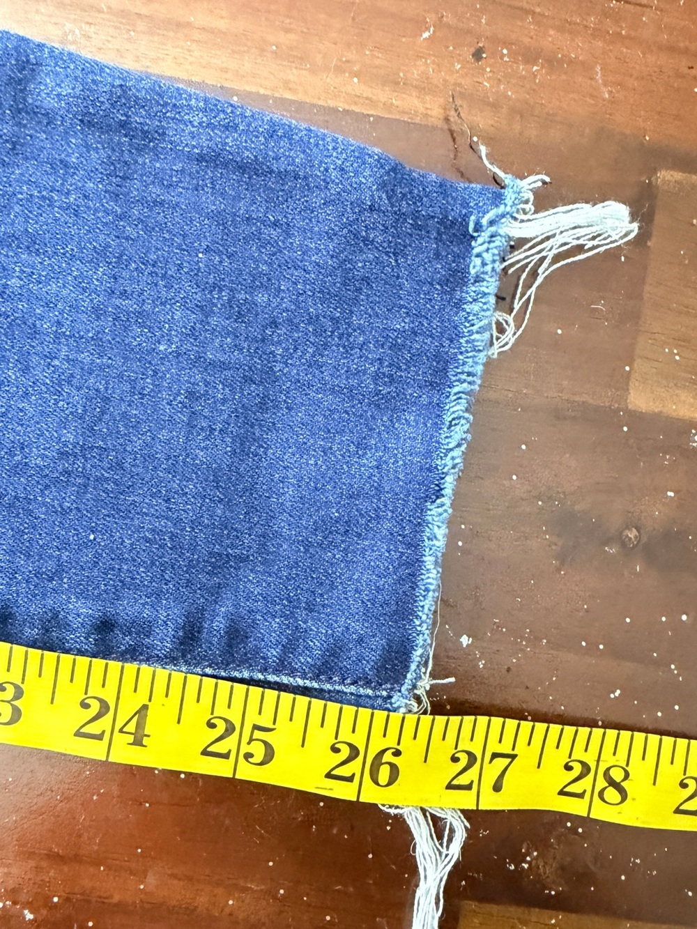 MOTHER Jeans in medium blue with tan leather patch - Picture 5 of 6
